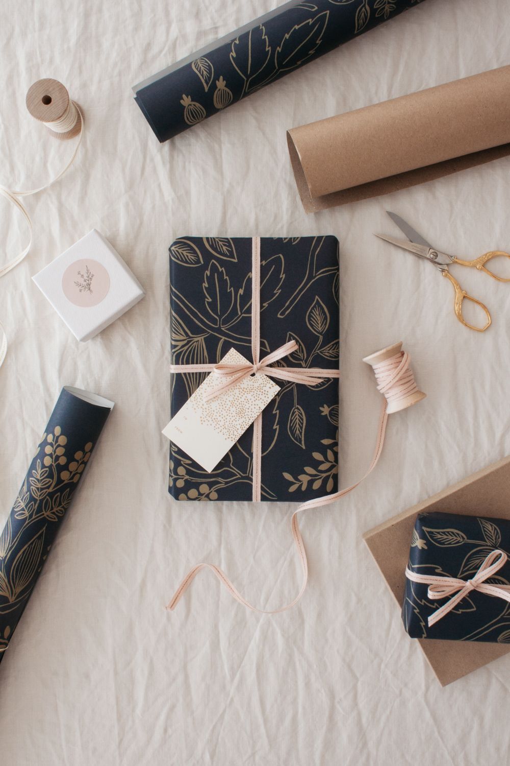 Botanical Gift Wrapping Service