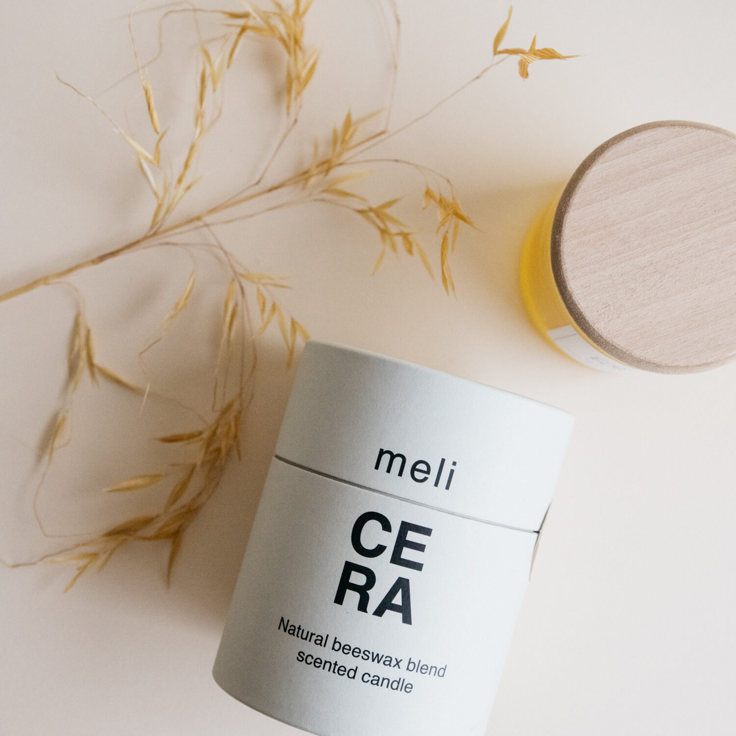 Natural Beeswax Scented Candle - Sandalwood