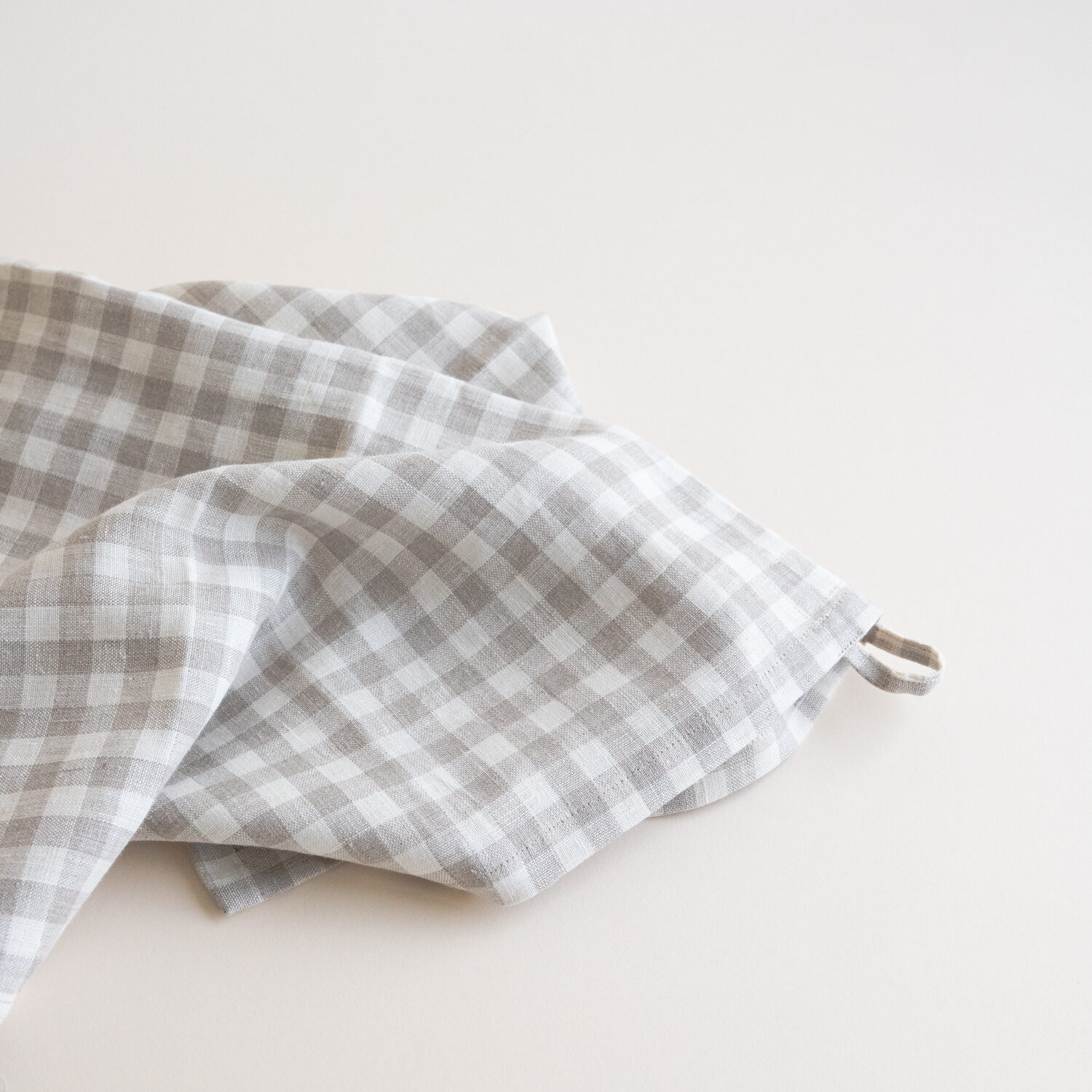 ALMOND Linen Towel