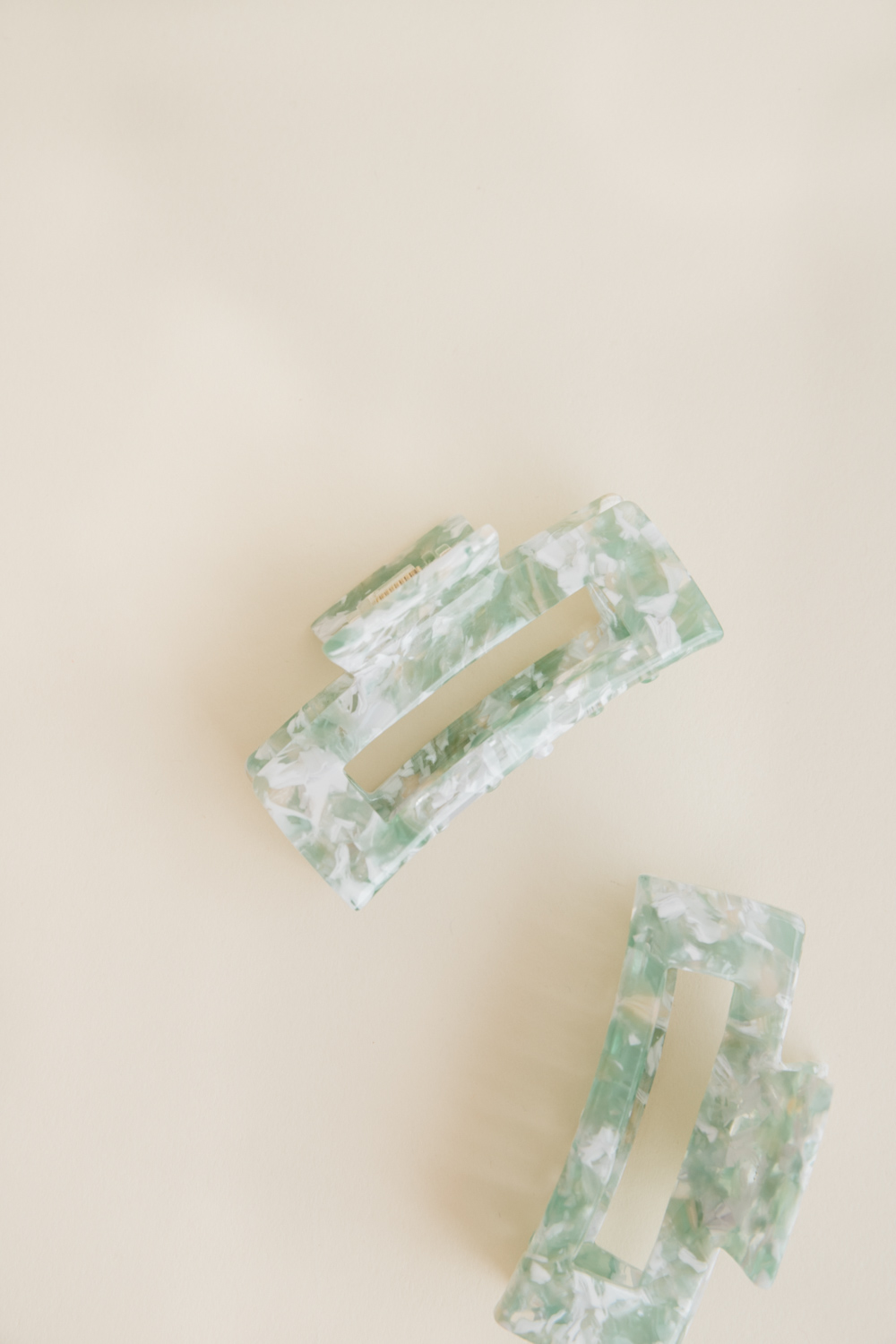 Rectangulo Hair Claw - Marble Mint