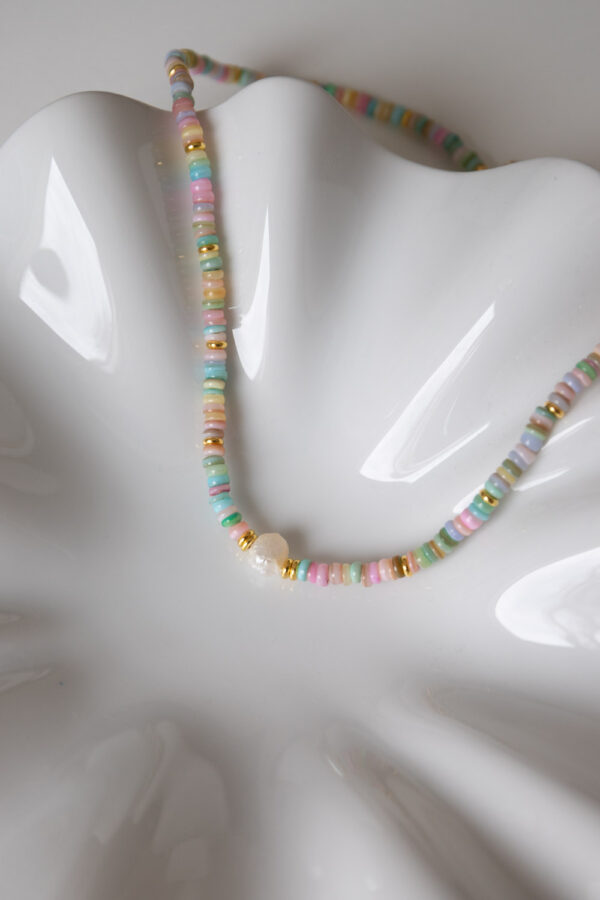 Pastel Shell Beads Chocker