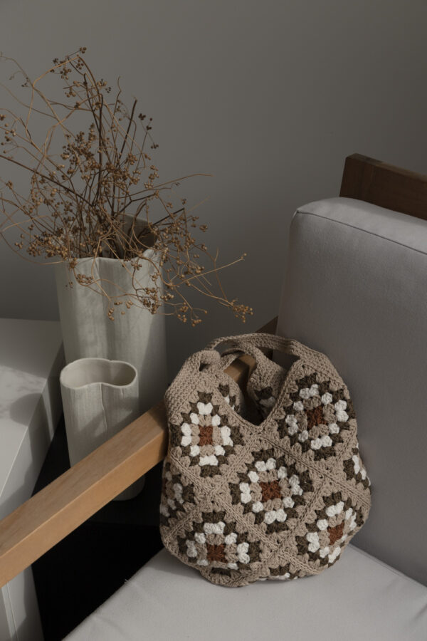 Granny Square Crochet Bag - Beige