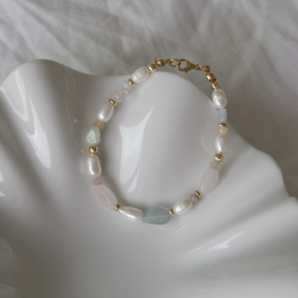 Pastel Beads & Pearls Bracelet