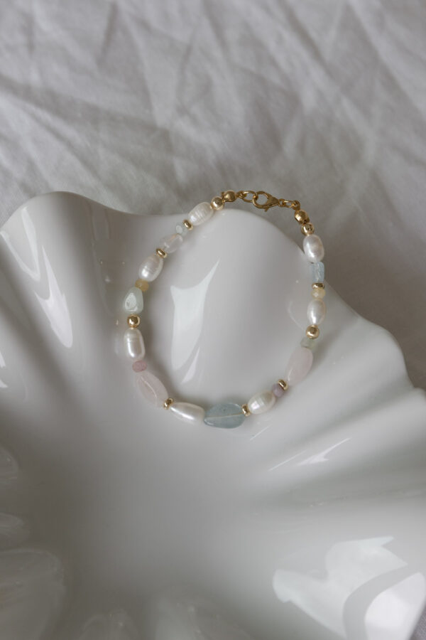 Pastel Beads & Pearls Bracelet