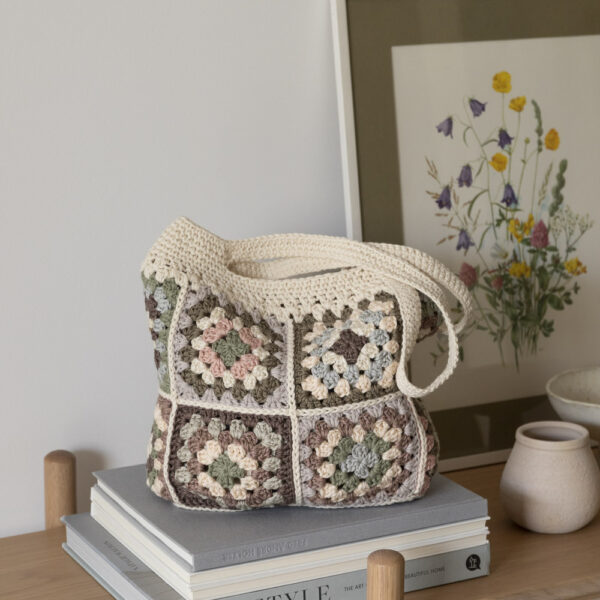 New Granny Square Crochet Bag - Cream