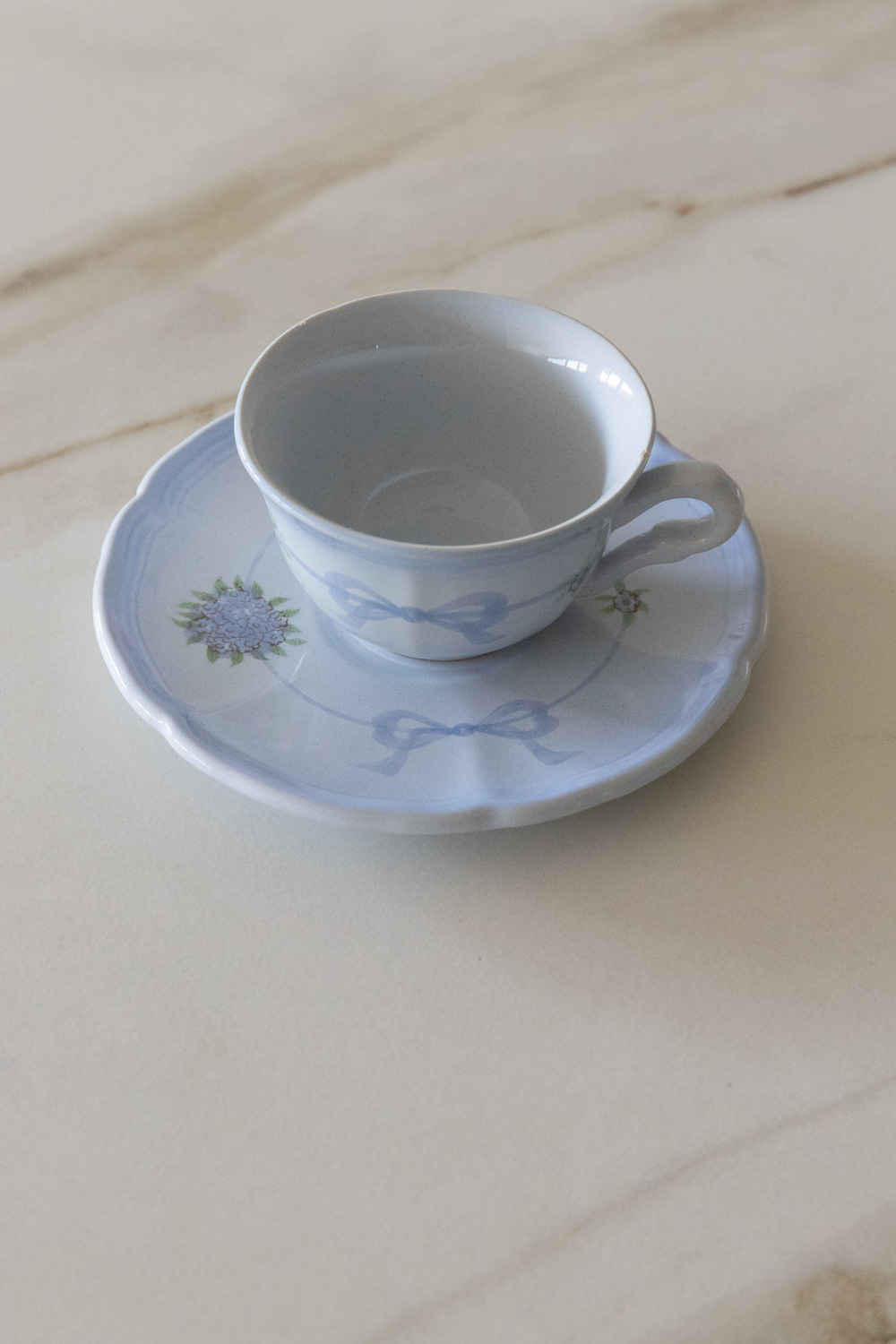Vintage Bow Ceramic Cup & Plate